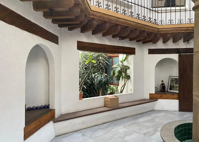 Casa Galeria Reflekto Homestay Mexico City