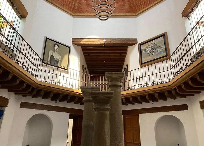 Casa Galeria Reflekto *