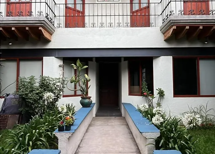 Casa Galeria Reflekto Homestay *
